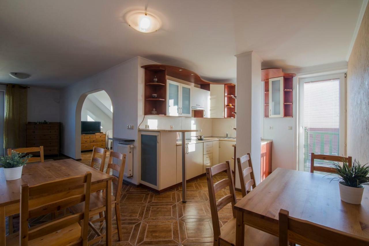 Pionow Rodzinne Apartamenty Urocza 10 Krynica Morska Bagian luar foto