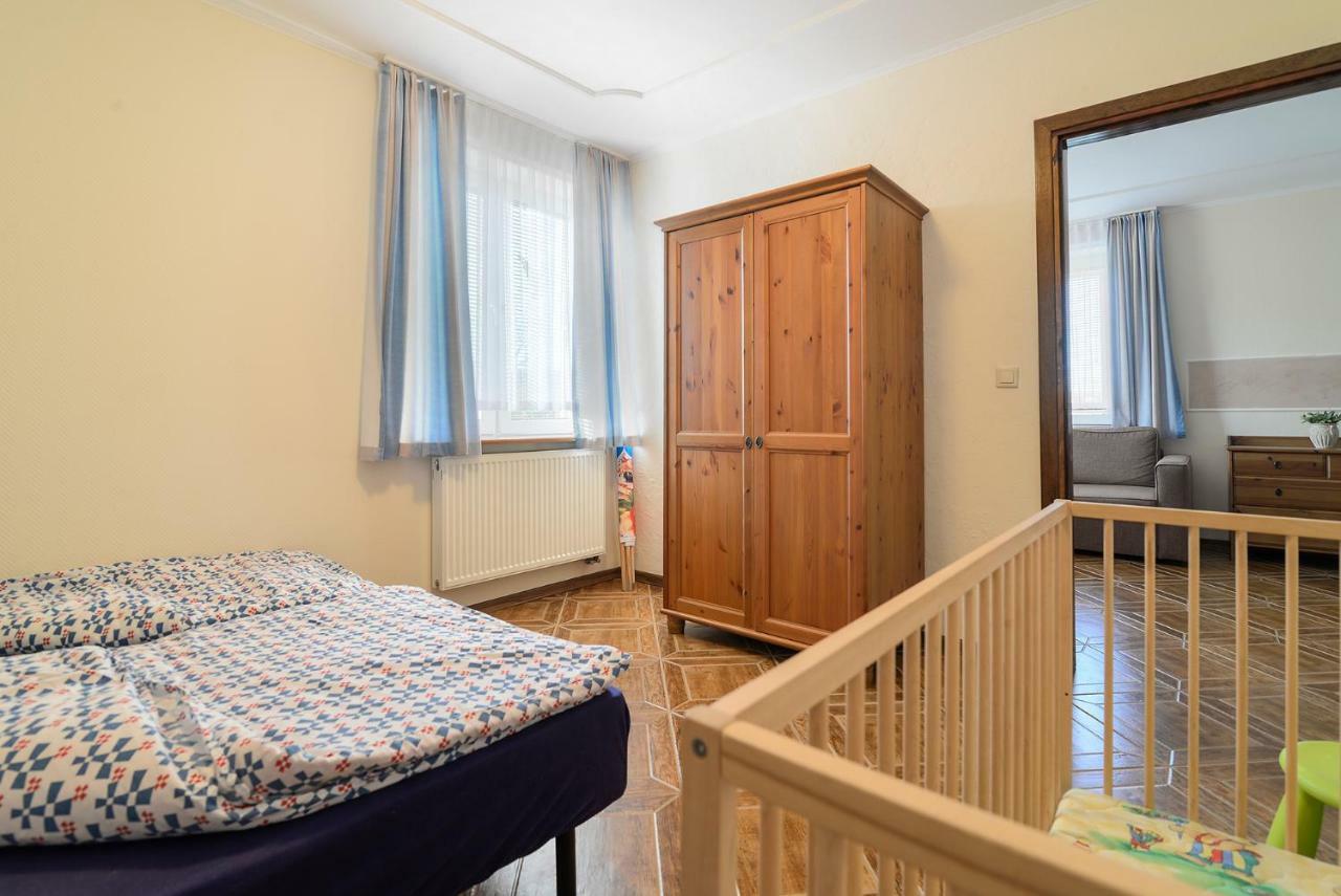 Pionow Rodzinne Apartamenty Urocza 10 Krynica Morska Bagian luar foto